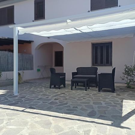 Villa Trilocale Dory A San Teodoro San Teodoro  Exterior foto