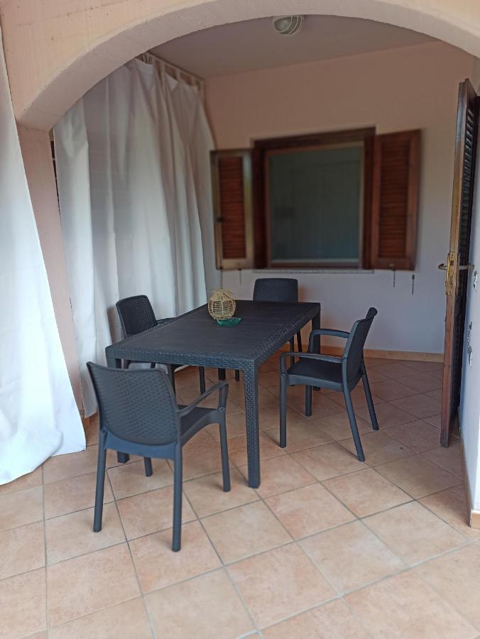 Villa Trilocale Dory A San Teodoro San Teodoro  Exterior foto
